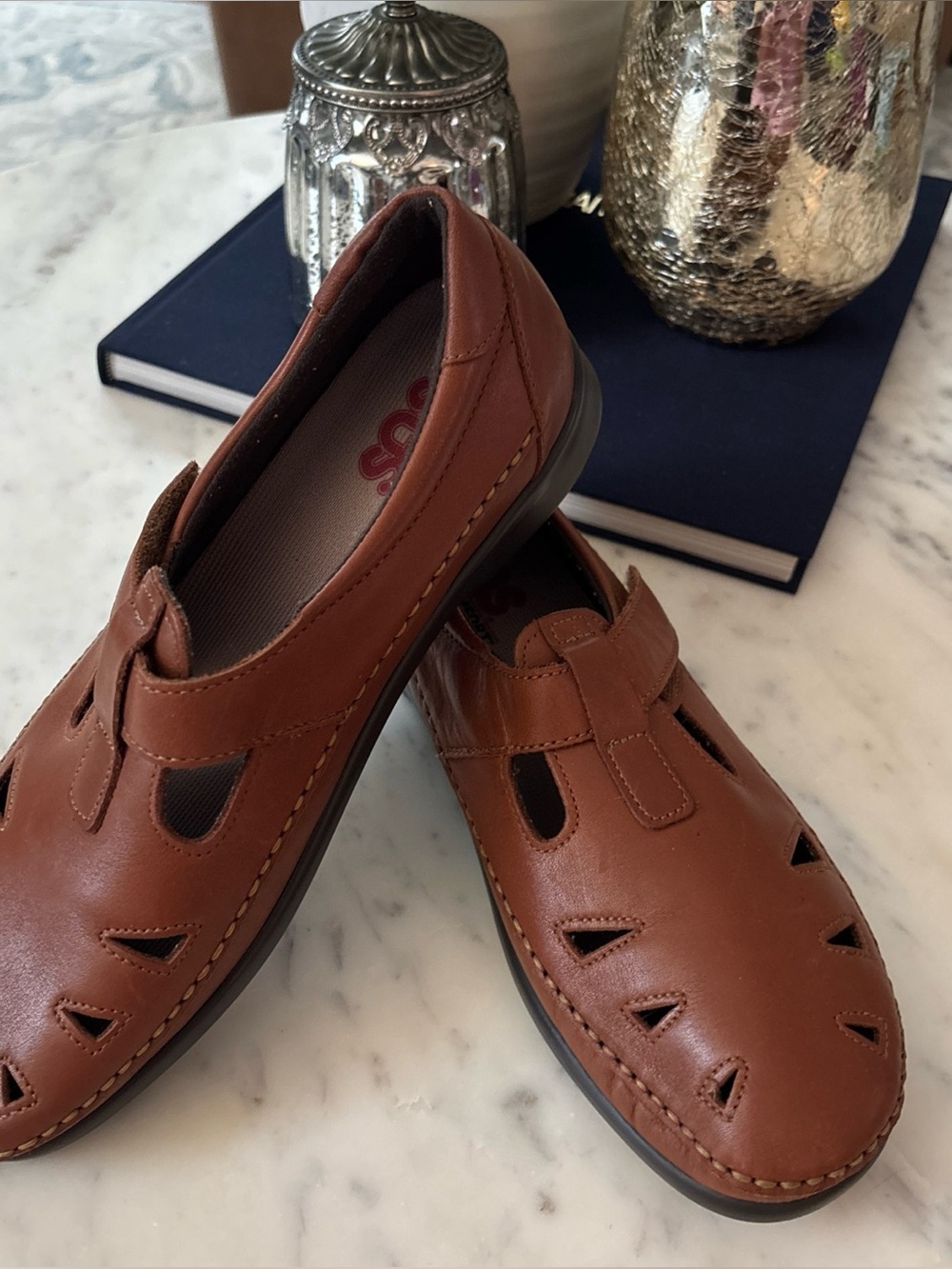 SAS Women’s Tan Brown Leather Slip-On Loafers 9.5